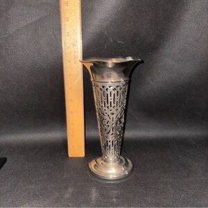 Vintage Godinger Silver Art Co. Silver plated 8” Vase